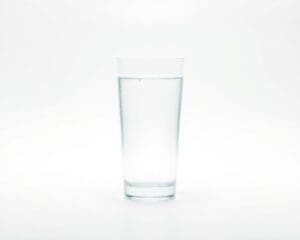 Beber mais água ajuda a controlar o apetite?